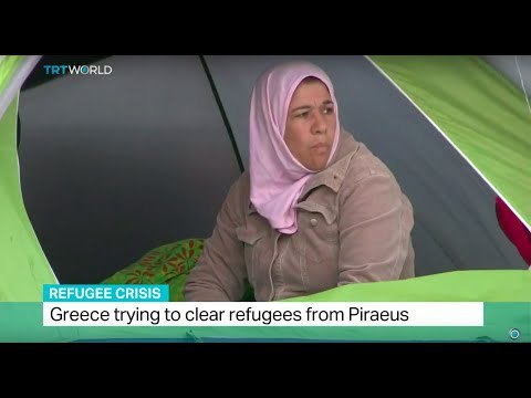 Greece trying to clear refugees from Piraeus port, Soraya Lennie reports