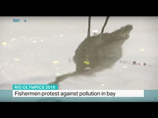 Fisherman protest against pollution in bay