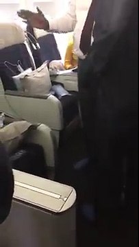 Un sans papier malien menotté et expulsé dans le même vol que le ministre des maliens de l’extérieur qui ne dit rien