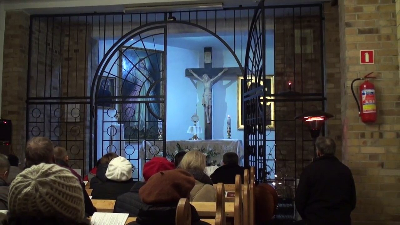 Adoracja Najświętszego Sakramentu w kościele św. Maksymiliana w Lubinie 28.12.2016..