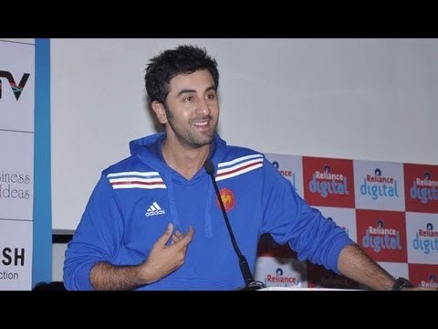 Ranbir Kapoor Talks About His Girlfriends At 'Barfi!' Promotions