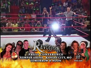 WWE RAW 01-01-07 Melina vs Maria