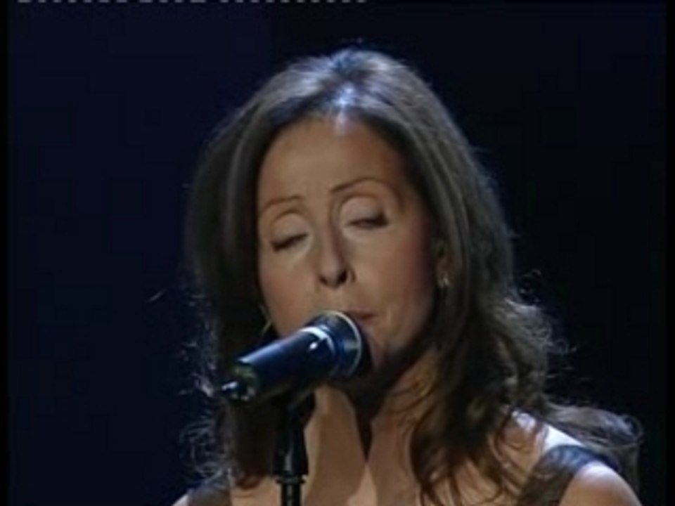 Vicky Leandros FREE AGAIN live 2006 (Non, c'est rien)