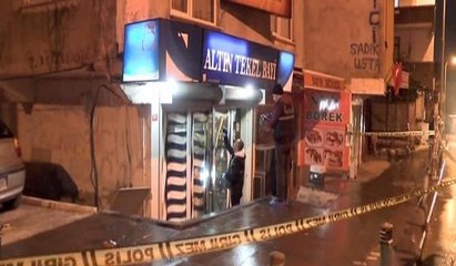 Küçükçekmece'de hareketli gece: Araçtan ateş açıldı