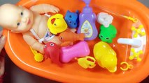 Play Doh Baby Doll Bath Time - Baby doll & playdough with toys