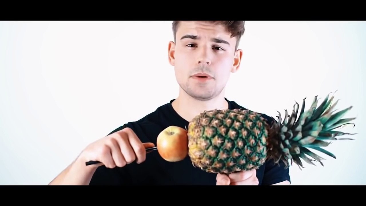 【海外のPPAP!!! 】 本家よりかっこいい！海外のネイティブ発音Pen Pineapple Apple Pen