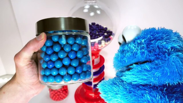 Learning Colors for Toddlers - Teach Babies Numbers - Toy Cars, Lego, Gumballs, Animals - Hour Long!_32