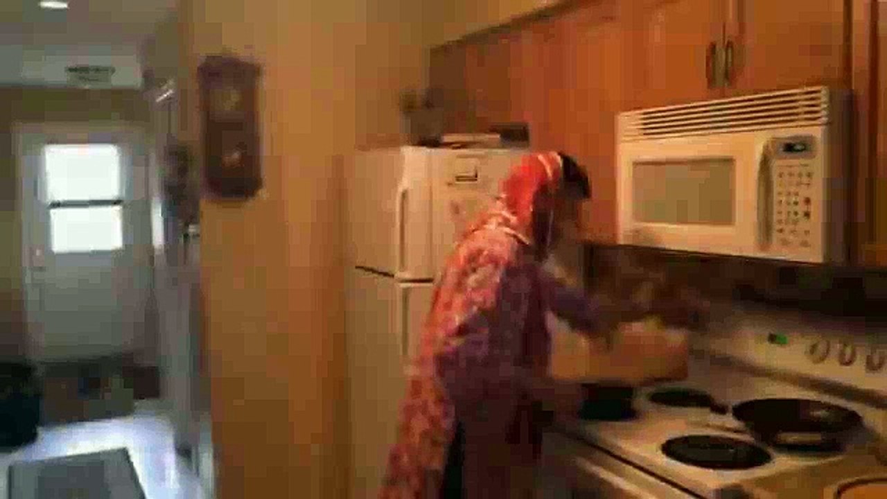 My mom always does this! Zaid Ali