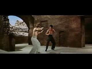 Bruce Lee vs Chuck Norris in Rome