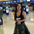 Tomer Sisley menotte sa femme Sandra Zeitoun dans un aéroport !