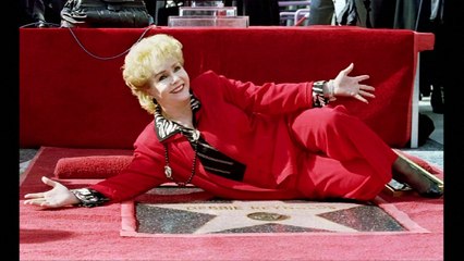 Debbie Reynolds dies days after daughter Carrie Fisher