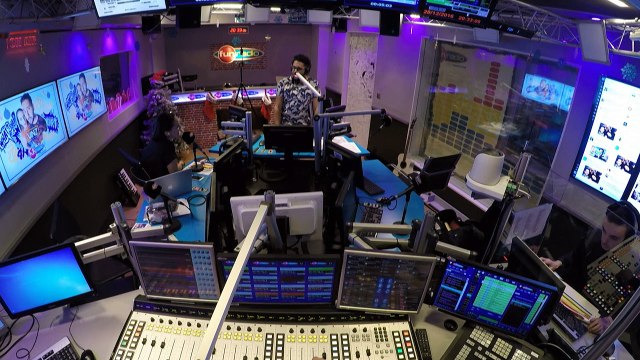 Un père devient complètement fou dans l'émission de Vinz