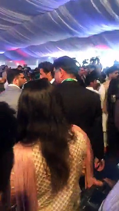 How Imran Khan Was Welcomed During Ground Breaking Ceremony Of SKMH Karachi