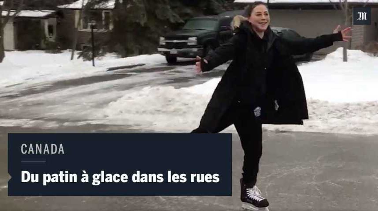 Au Canada, des habitants font du patin à glace dans des rues couvertes de verglas