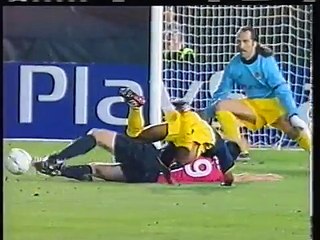 11.09.2001 - 2001-2002 UEFA Champions League Group C Matchday 1 RCD Mallorca 1-0 Arsenal