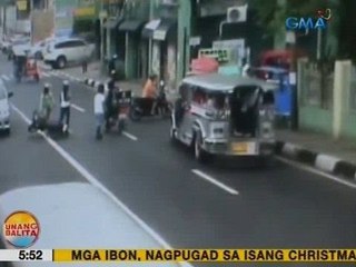 Download Video: UB: Pagtakas ng isang rider sa nasaging motorsiklo, na-hulicam sa Legazpi City, Albay