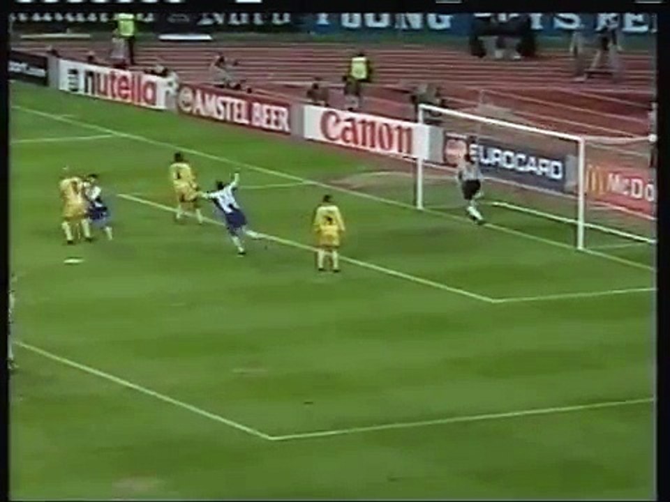 21.09.1999 - 1999-2000 UEFA Champions League Group H Matchday 2 Hertha BSC Berlin 2-1 Chelsea FC