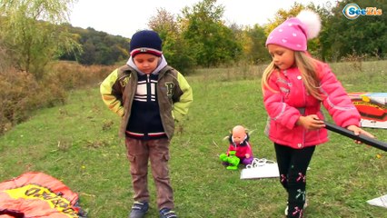 Кукла Беби Бон и Ярослава БОЛЬШАЯ НАДУВНАЯ ЛОДКА Видео для детей Doll Baby Born