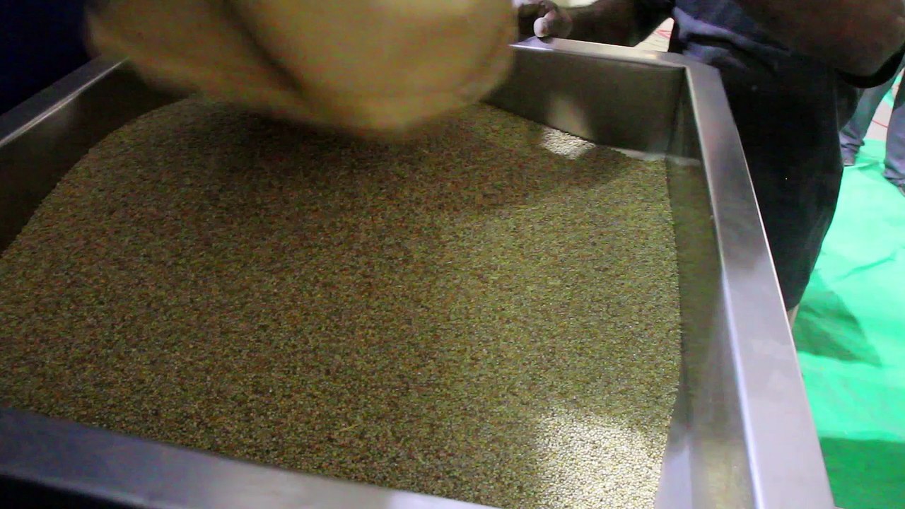 SUS-101-MHW (VFFS) Vertical Multiples Dates Packaging Machine | Sama Engineering