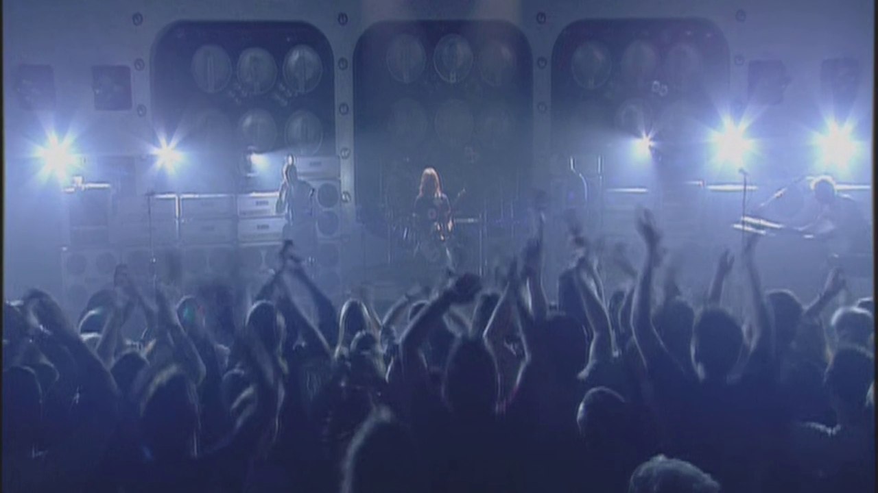 Status Quo Live - Caroline(Rossi,Young) - The One & Only 2-9 2002