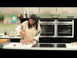 كرات دجاج مخبوزة مع بيبروناتا - جريك ماك اند تشيز | بالهنا حلقة كاملة