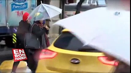 Taksim Meydanı'nda vatandaşlar yürümekte güçlük çekti | En Son Haber