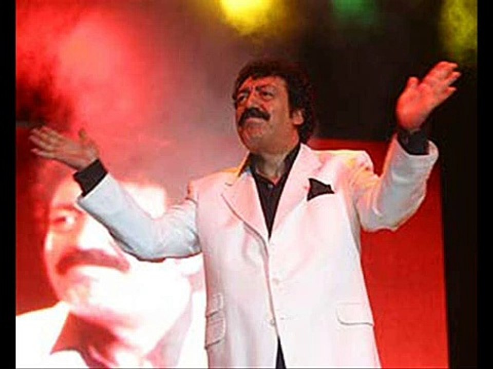 muslum-gurses-dunya-garip-damar