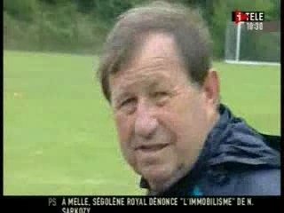 GUY ROUX ENTRAINEUR DEMISSIONNE DU RC LENS AOUT 2007