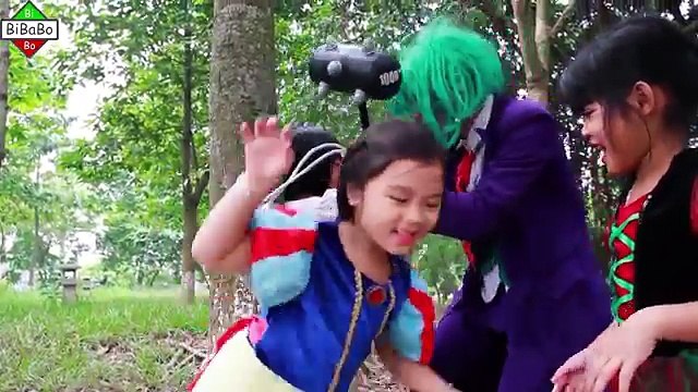 Little Police Frozen Elsa vs Spiderman Joker Thief Fails Toy Cars Kids superhero w Hulk is Police