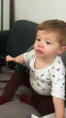 Jules joue avec papy tony