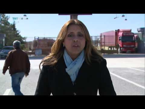 Turkish NGOs providing aid, as thousands of Syrians mass at Turkey's border with Syria