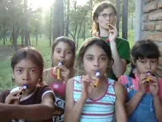 hymne national hondurien aux kazoos