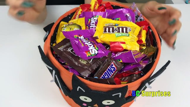 Learn to Count with Candy Skittles M&M Snickers Butterfinger Shopkins Egg Surprise Toys learn colors-zcAk2yT7MkM