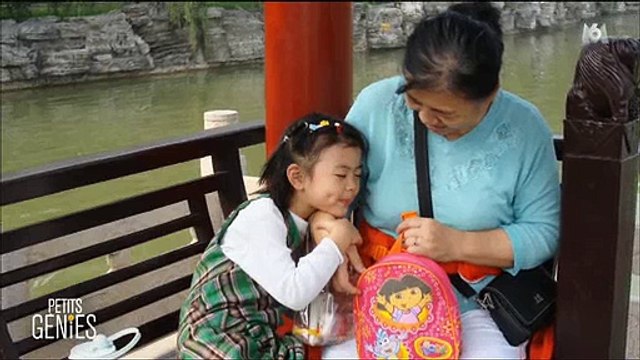 Une maman fond en larmes en se rendant compte qu'elle a été trop dure avec sa fille - Regardez