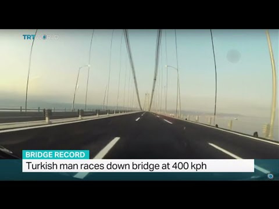 Turkish man races down bridge at 400 kph