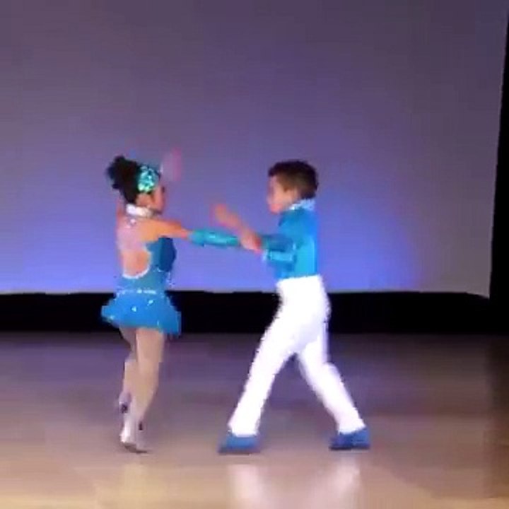 Mesothelioma Attorneys California : conference call usa Dancecon : Kid Awesome dance !!