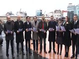 TAKSİM'DE CHP'Lİ VEKİLLERDEN HEP BİR AĞIZDAN BASIN AÇIKLAMASI