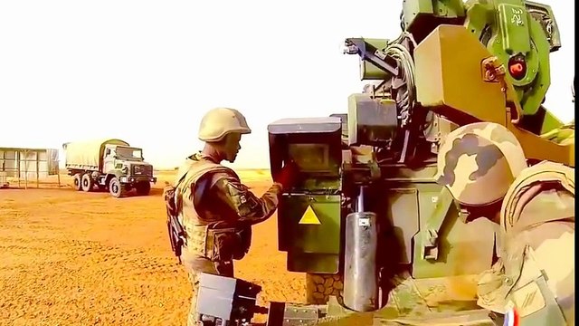 French Ministry Of Defense - Caesar 155mm Self-Propelled Howitzer [720p]