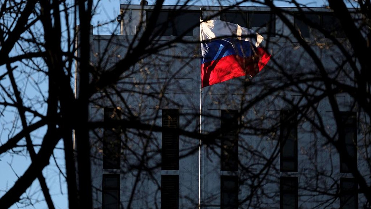 Путін: Росія не висилатиме американських диплом...