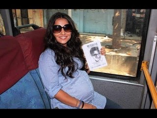 Vidya Balan On BEST Bus Ride For Promoting 'Kahaani'