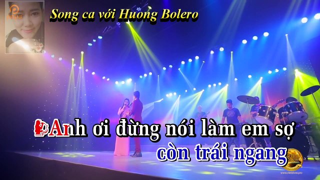 Karaoke LK Dấu Chân Kỉ Niệm_Song ca với Huong bolero