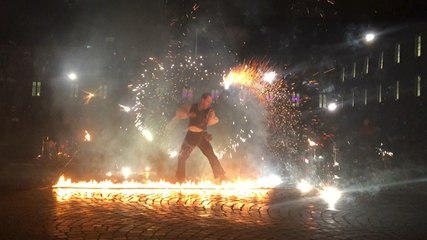 La caravane de feu des Échappées de Noël