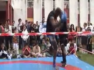 Démo kick boxing a toffo