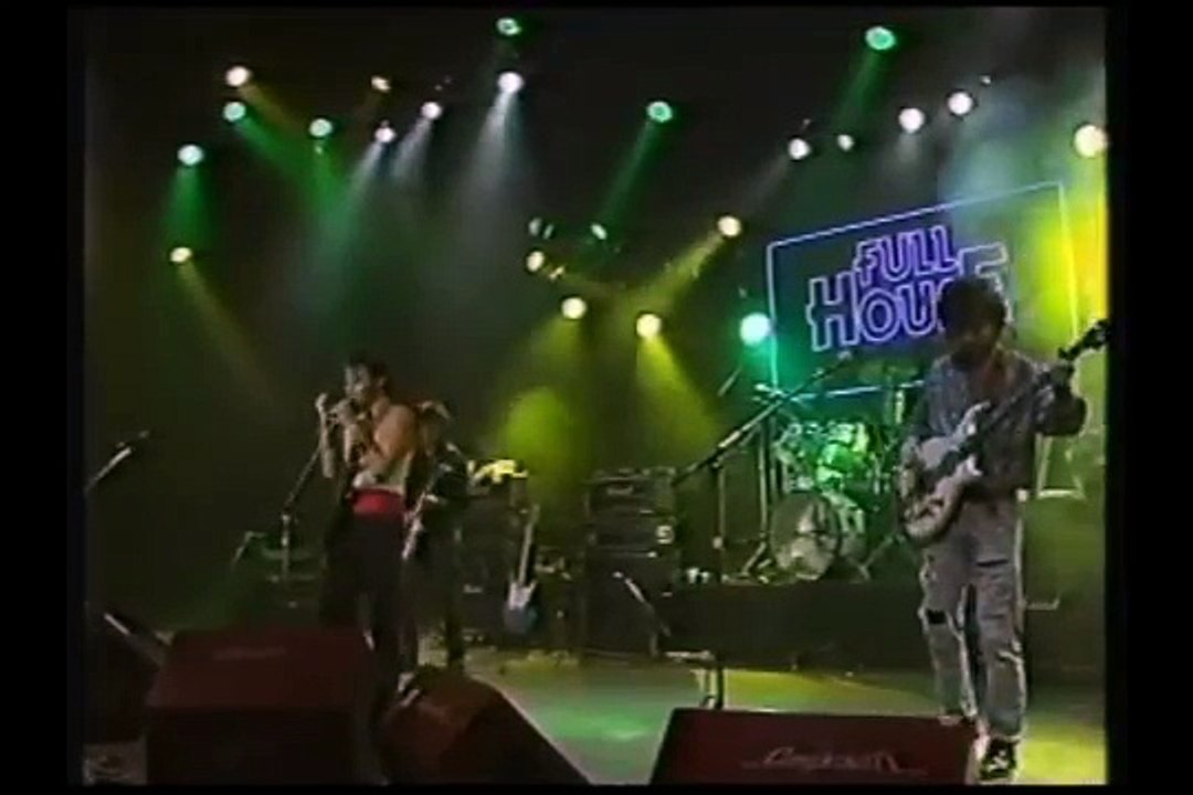 Cutting Crew - I Just Died In Your Arms (Live)