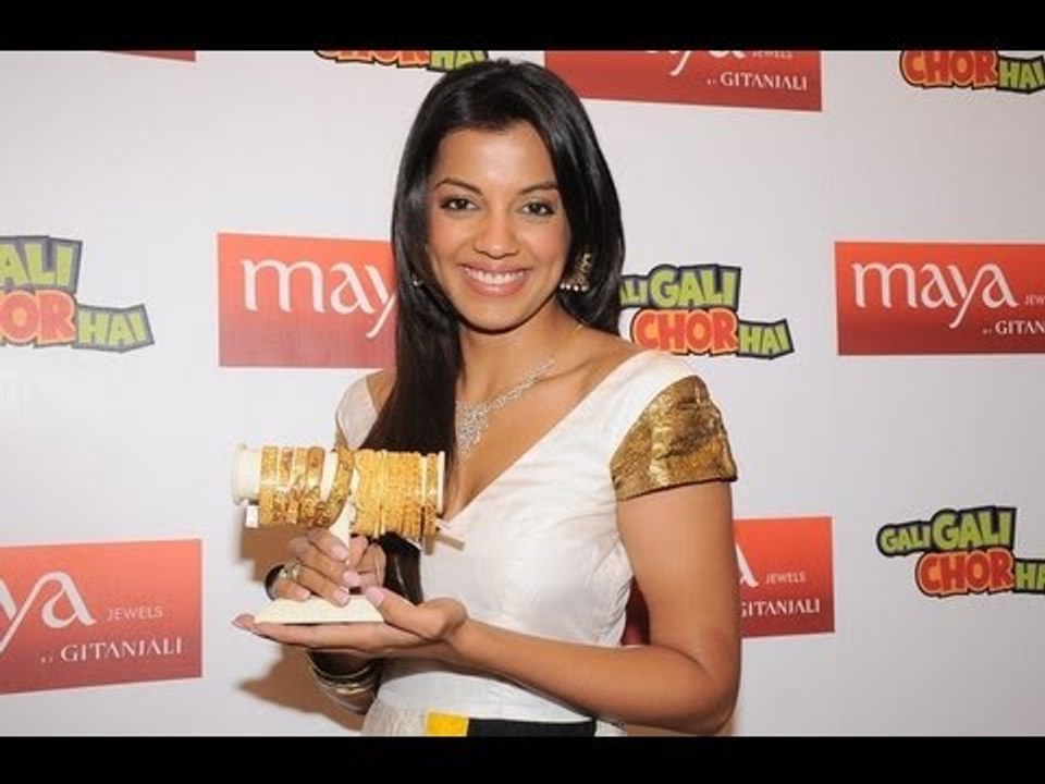 Mugdha Godse promotes "Gali Gali Chor Hai" at Gitanjali Event