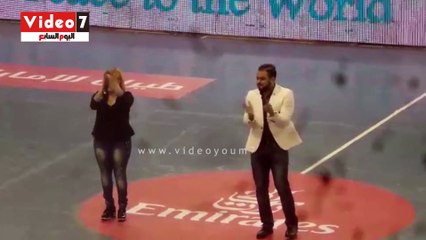 افتتاح البطولة العربية للسلة باستاد القاهرة على أنغام "على رمش عونها"