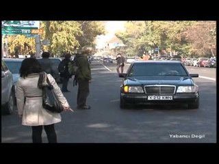 Wilco Kazakistan Almatı'da Taksi Bulamayınca -  Yabancı Değil - TRT Avaz