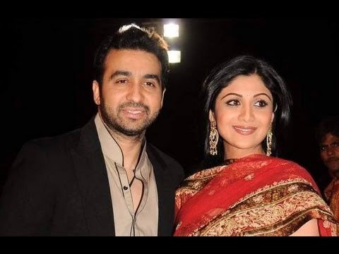 Shilpa Shetty with husband Raj Kundra and other Bollywood Celebs at Lohri Di Raat celebration event