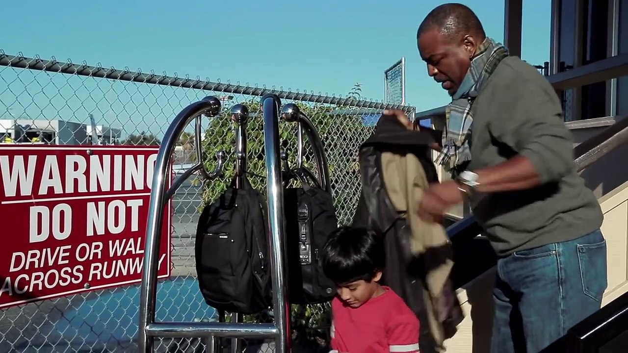Reading Rainbow Presents- A Child's First-Time Flying Story With LeVar Burton