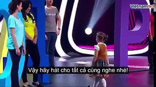 Amazing 4 years old Girl can speak 7 languages